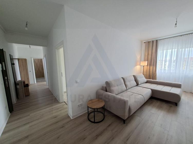 Apartament lux prima inchiriere 3 camere 76mp utili si boxa Selimbar - 2