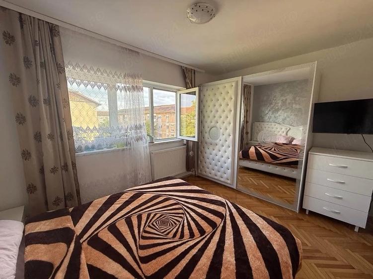 Apartament cu 3 camere decomandat în Calea Aradului