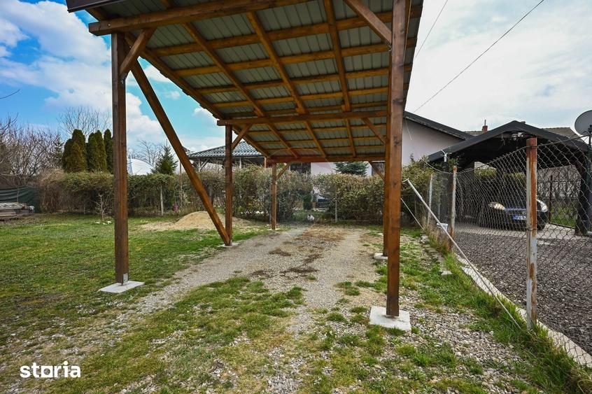 Casă cu 4 camere cu Teren 1000 Mp în Mănești