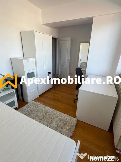 Apartament cu 4 camere decomandat în Herăstrău
