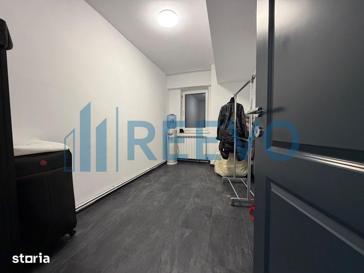 Apartament cu 3 camere decomandat, mobilat în Bistrița Lac