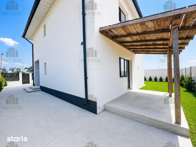 Casă cu 4 camere cu Teren 340 Mp în Vidra