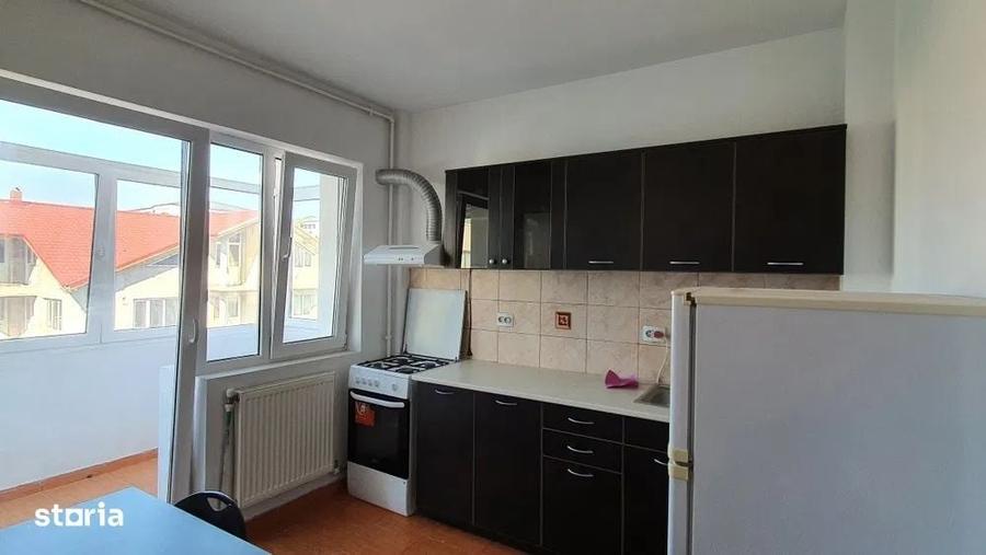 Apartament cu 2 camere decomandat în Berceni