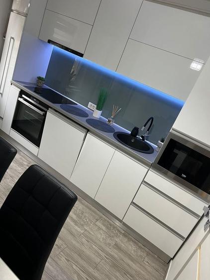 Apartament cu 2 camere semidecomandat în Micălaca