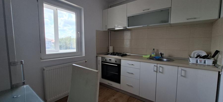 Apartament cu 2 camere decomandat, mobilat în Odobescu