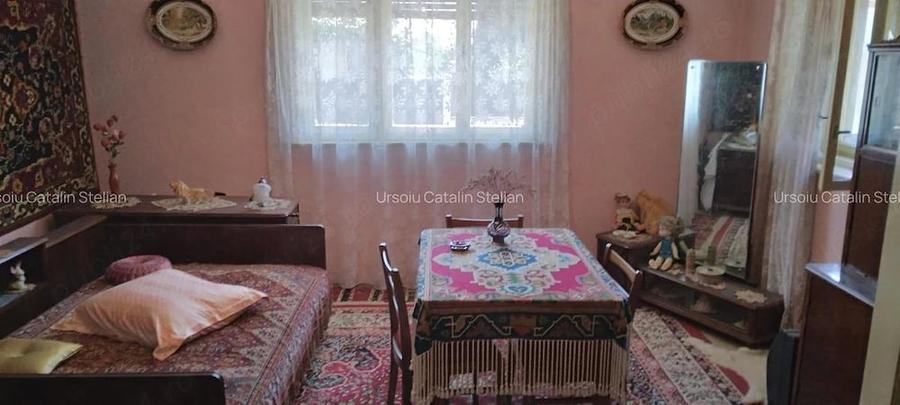 Casă cu 5 camere cu Teren 1350 Mp în Exterior Vest