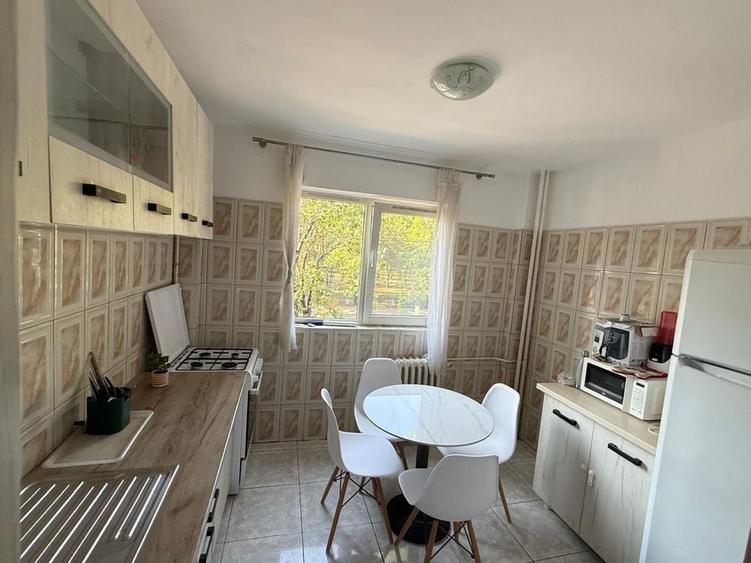 Apartament cu 2 camere decomandat în Tineretului