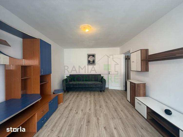 Apartament cu 2 camere decomandat în Valea Cetății