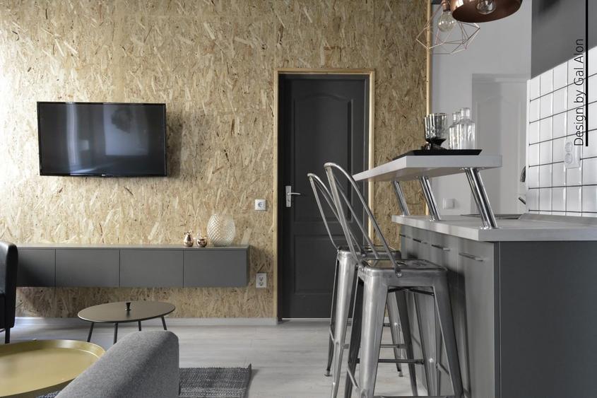 Apartament cu 3 camere, mobilat în Calea Victoriei