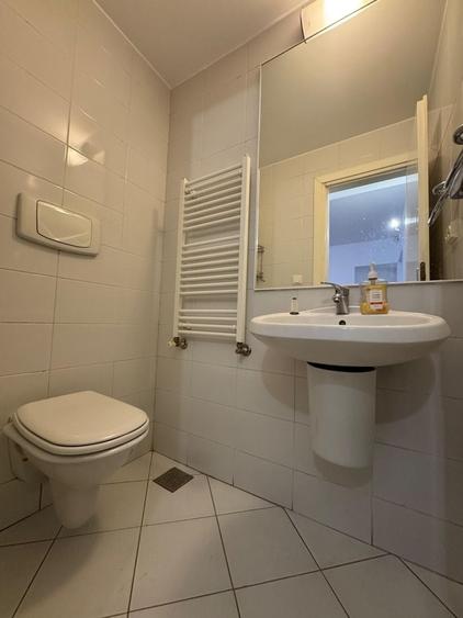 Apartament cu 3 camere decomandat în Aviatorilor