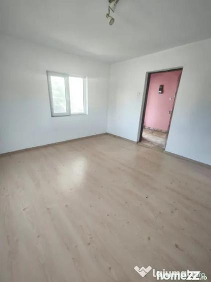Casă cu 3 camere cu Teren 900 Mp în Dănila