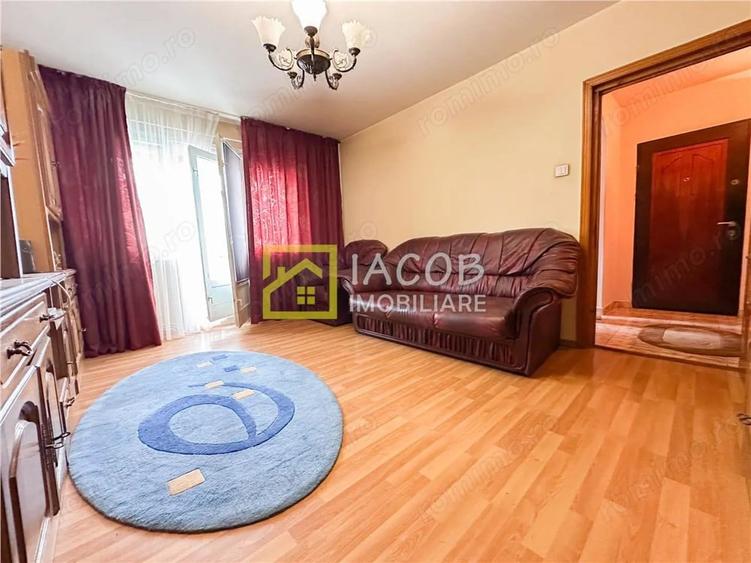 Apartament cu 2 camere semidecomandat în Bistrița Lac