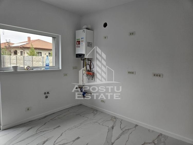 Duplex cu 3 camere cu Canalizare în Giarmata-Vii