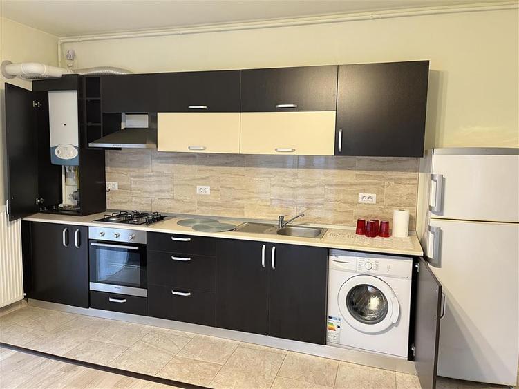 Apartament cu 2 camere decomandat, mobilat în Ștefan cel Mare