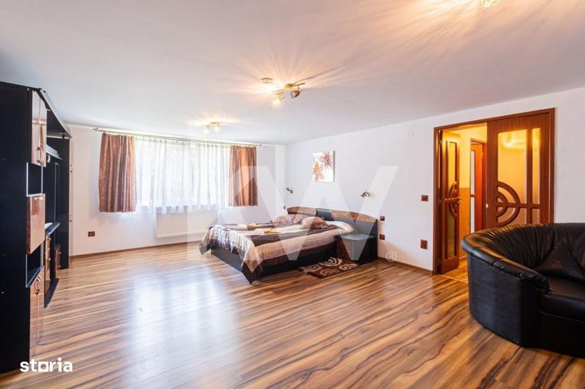 Casă cu 4 camere în Vâlcele