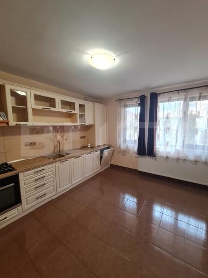 Duplex cu 4 camere cu Canalizare în Florești