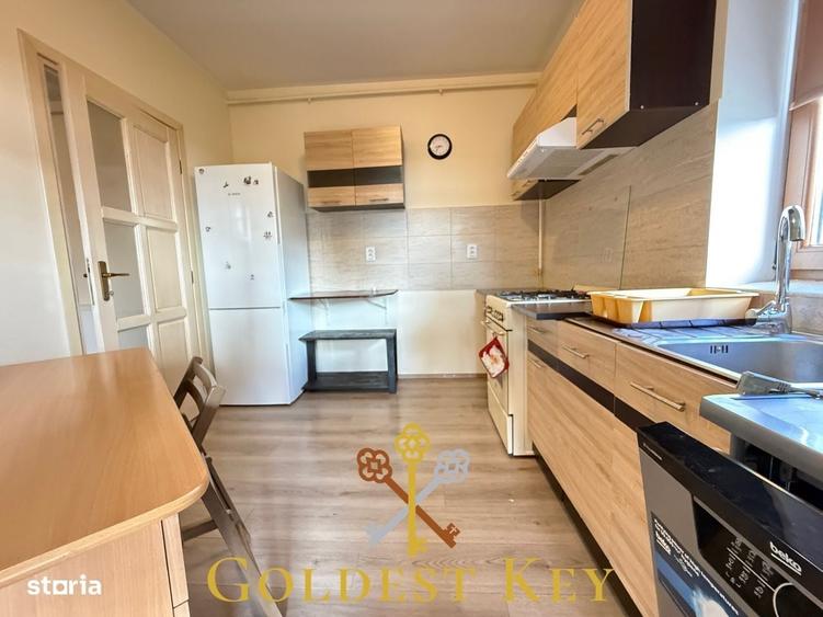 Apartament cu 3 camere decomandat în Baciu