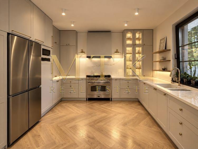 Duplex cu 5 camere cu Canalizare în Iancu Nicolae
