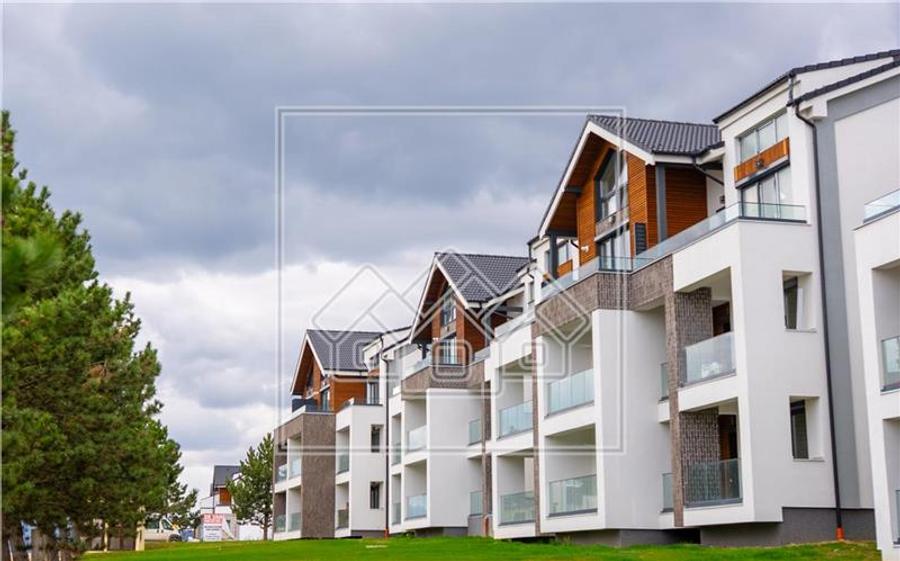 Penthouse cu 4 camere nedecomandat în Exterior Vest