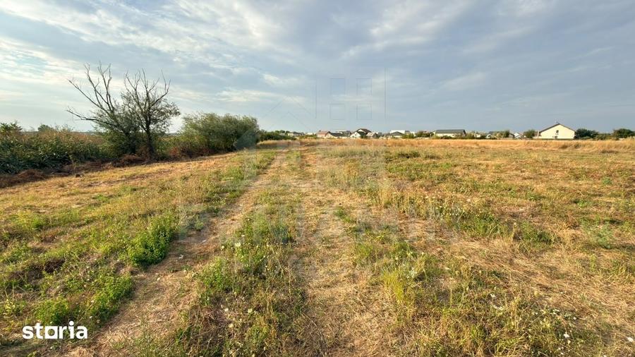 Teren de 550 mp, în Popoveni