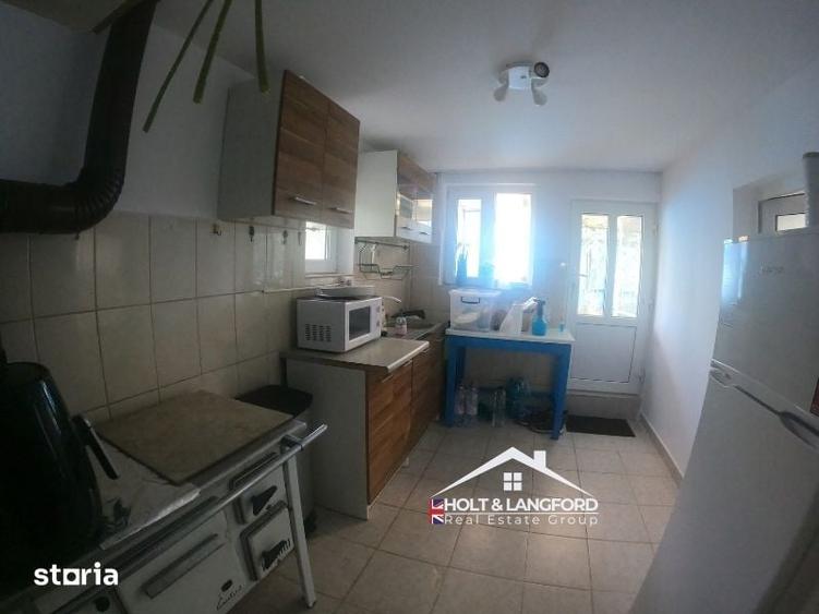 Casă cu 3 camere cu Teren 1492 Mp în Vadu Săpat