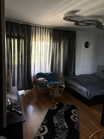 Casă cu 4 camere în Afumați