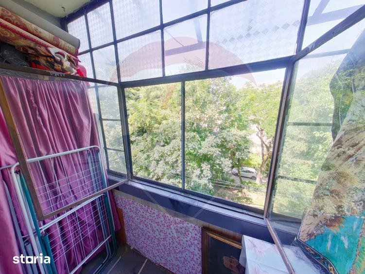 Apartament cu 2 camere semidecomandat în Vest