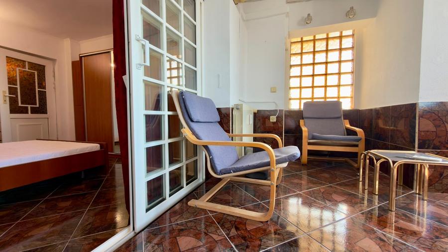 Apartament cu 3 camere în Unirii