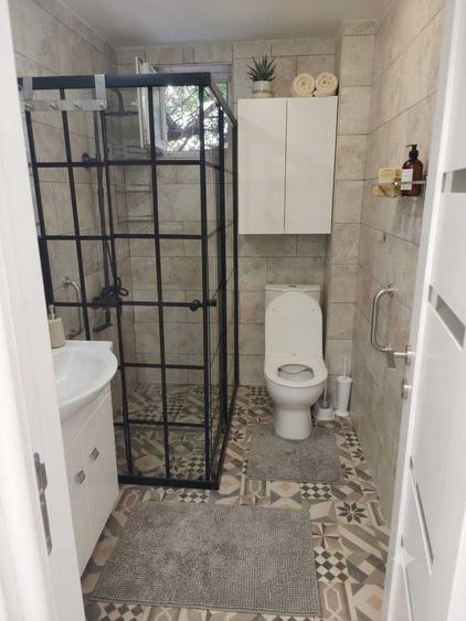 Apartament cu 2 camere semidecomandat în Iancului