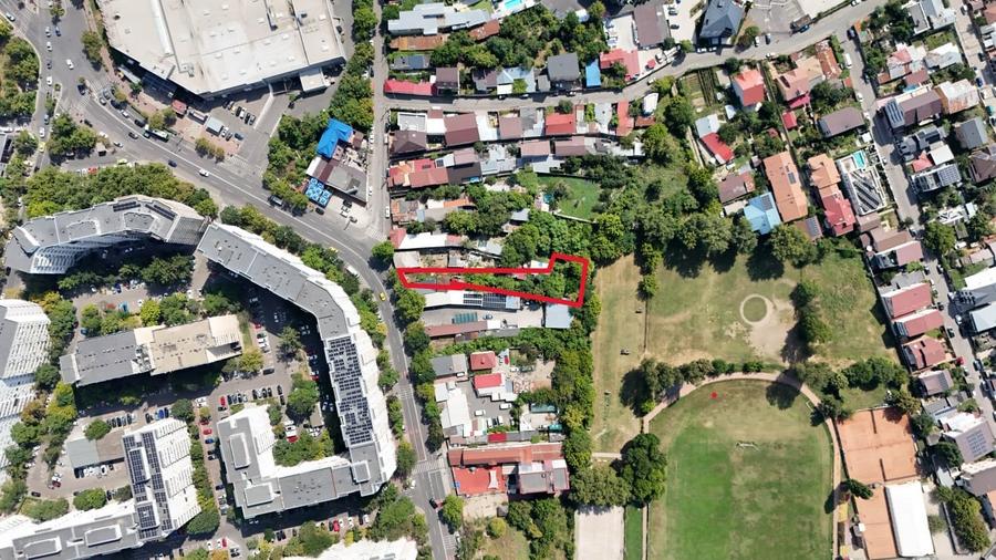 Teren Construcții intravilan de 833 mp, în Vitan
