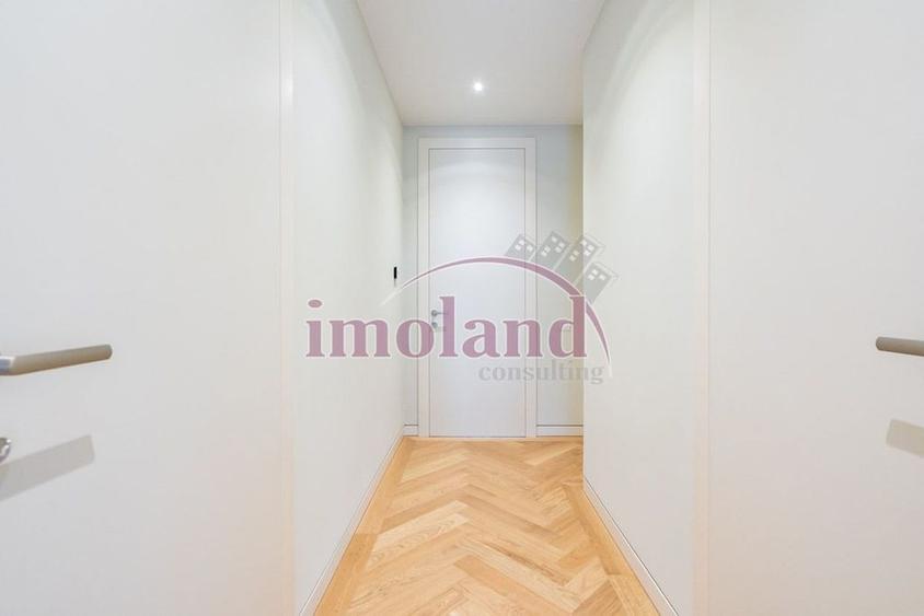 Apartament cu 4 camere decomandat în Dorobanți
