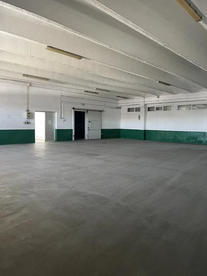 Spațiu comercial, de 1,500 mp, în Freidorf