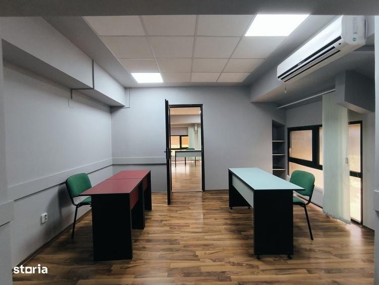 Spațiu comercial, de 53 mp, în Balada