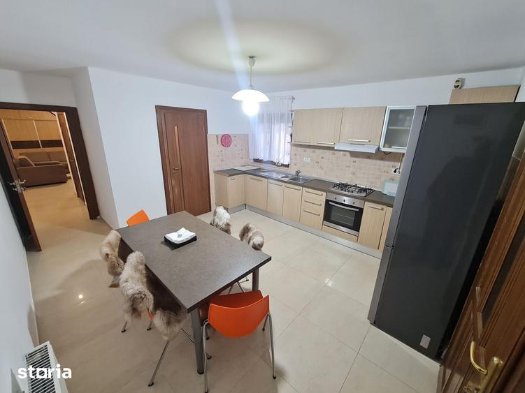 Casă cu 4 camere decomandat cu Teren 300 Mp în Central