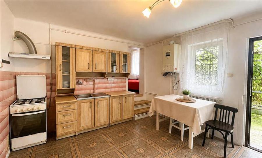 Apartament cu 3 camere decomandat, mobilat în Unirii
