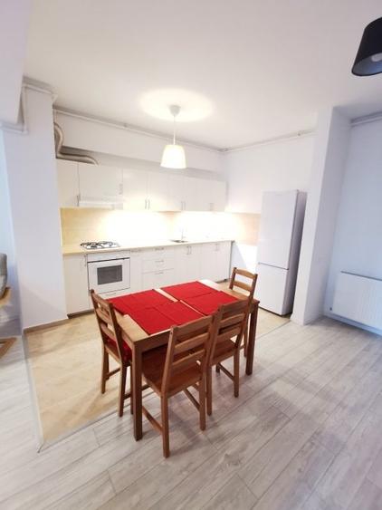 Apartament cu 2 camere semidecomandat, mobilat în Lacul Morii