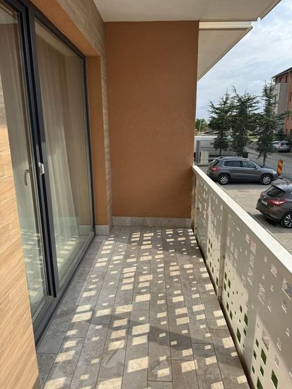Apartament cu 2 camere decomandat în Giroc