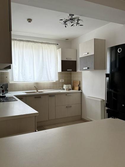 Apartament cu 3 camere în Central