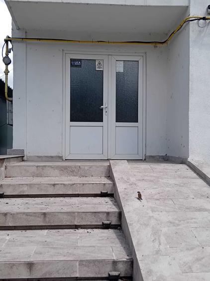 Spațiu comercial, de 85 mp, în Central