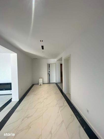 Casă cu 4 camere decomandat cu Teren 550 Mp în Lucian Blaga