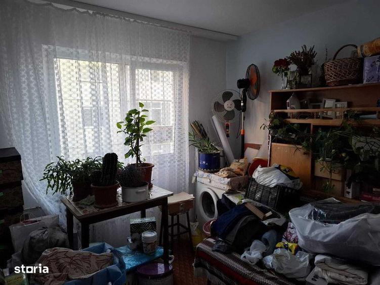 Apartament cu 3 camere semidecomandat în Miroslava