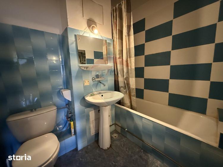 Apartament cu 2 camere decomandat în Plopilor