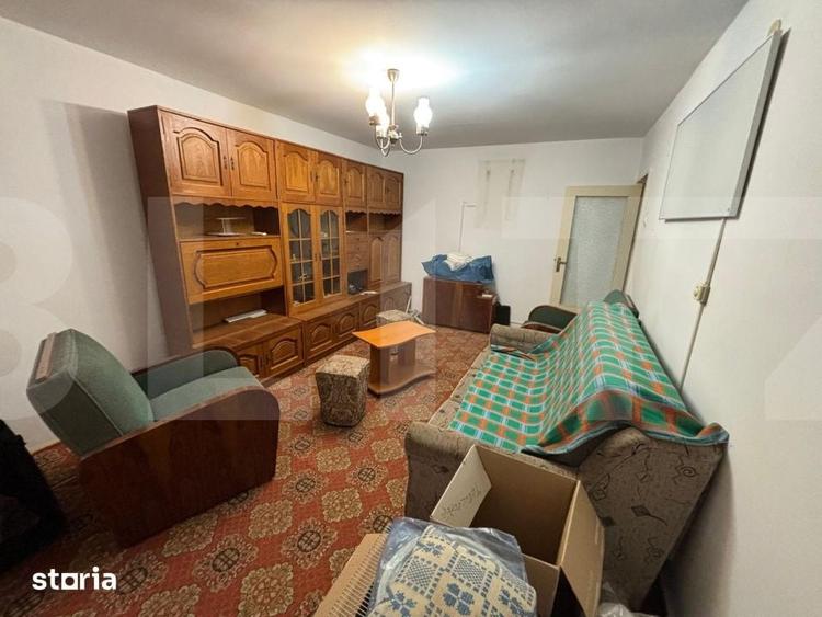 Apartament cu 3 camere decomandat în Șega