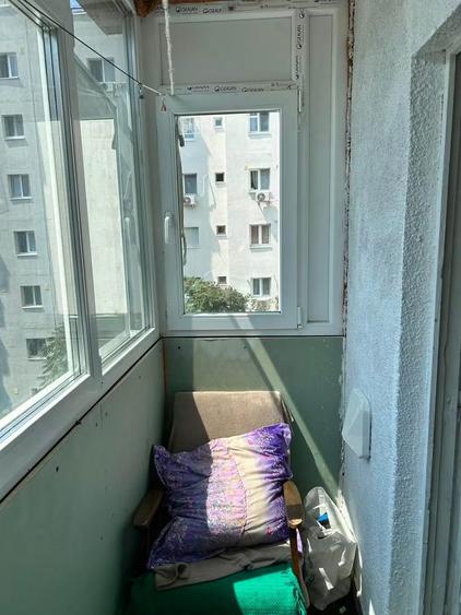 Apartament cu 3 camere decomandat în Crângași