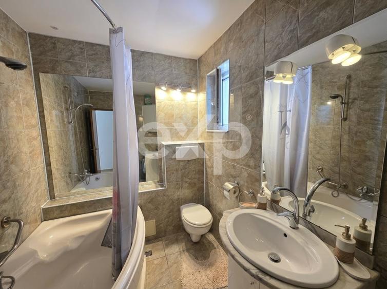 Apartament cu 4 camere semidecomandat, mobilat în Mănăștur