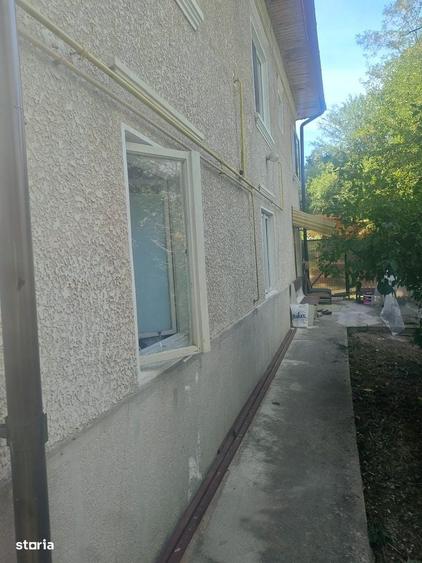 Casă cu 2 camere cu Teren 363 Mp în Central