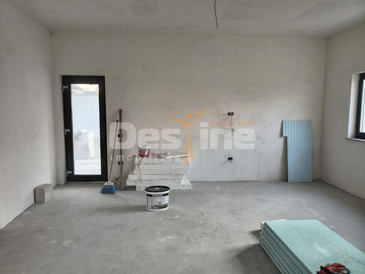 Casă individuală cu 5 camere cu Canalizare în Agigea