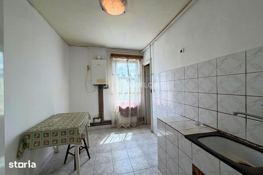 Apartament cu 3 camere în Tudor Vladimirescu