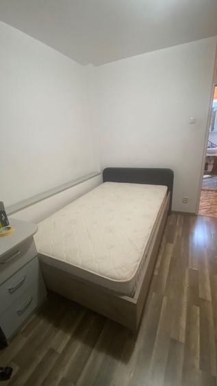 Apartament cu 2 camere decomandat în Colentina