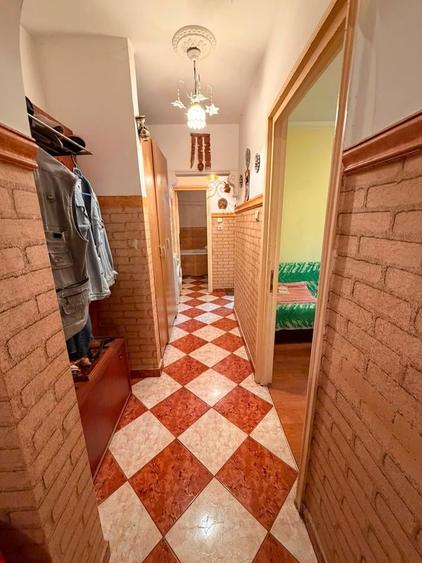 Apartament 3 camere | Metrou Piața Sudului | Etaj 3/8 |Bloc reabilitat |Centrala - 8